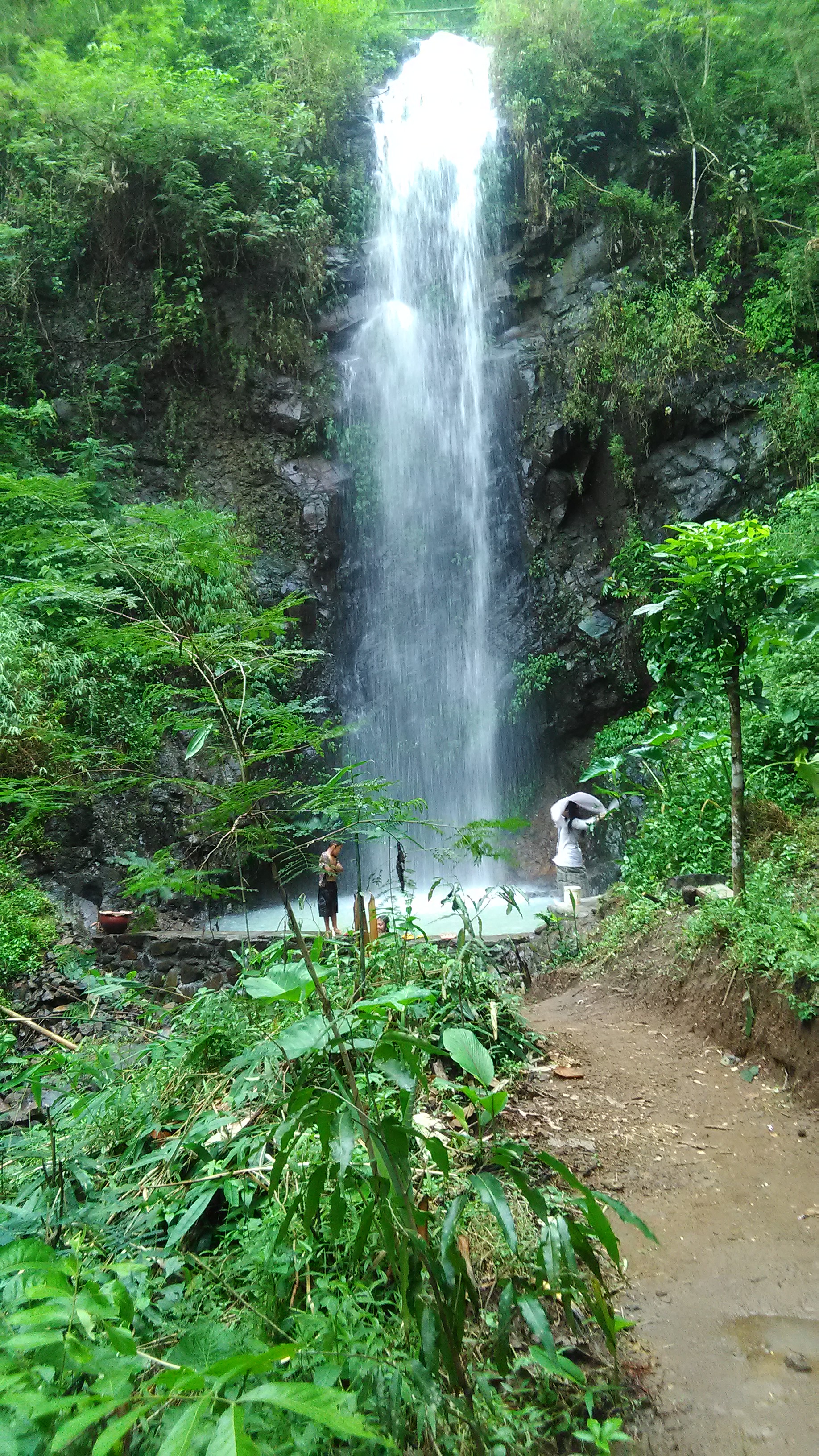 Pembangunan Prasarana Wisata Curug Taman Sari